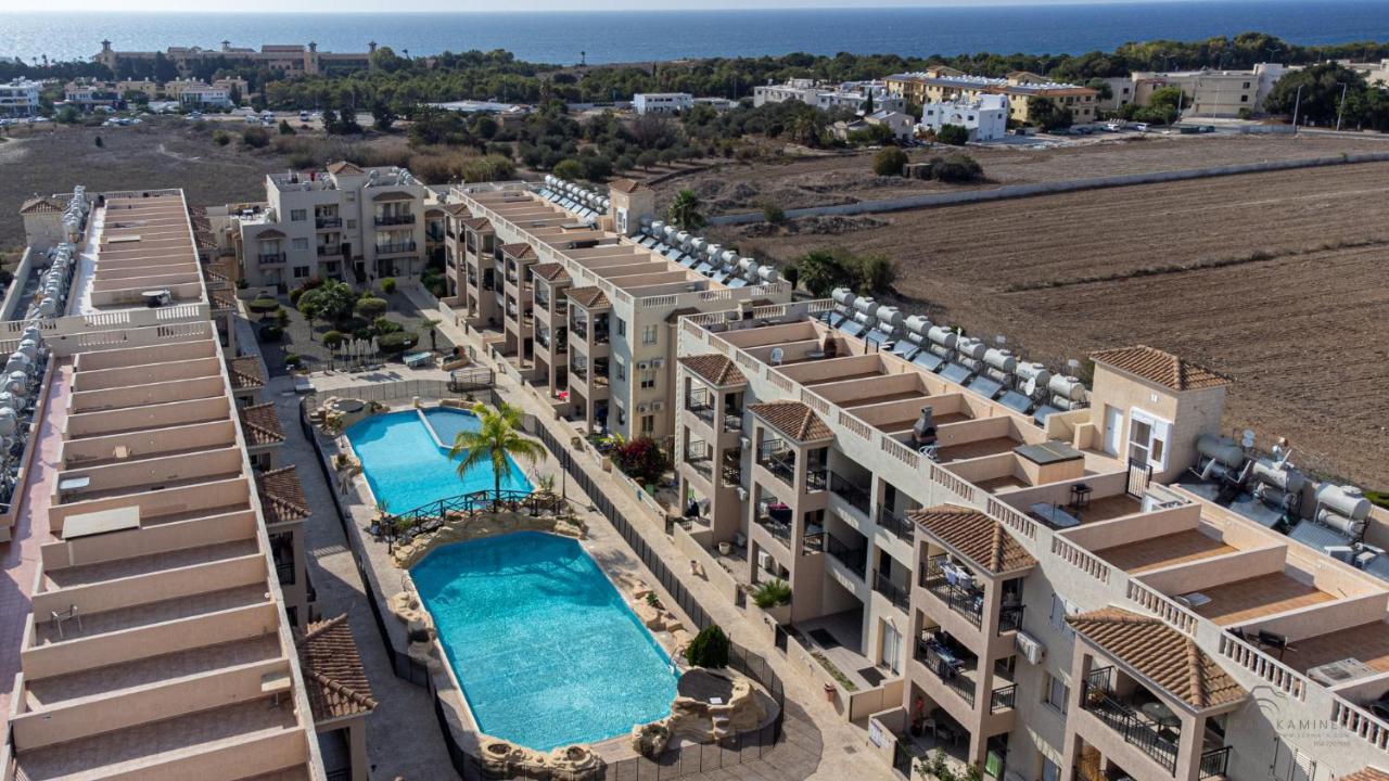 Ferienwohnung Royal-Seacrest Paphos-Center Vip Exterior foto
