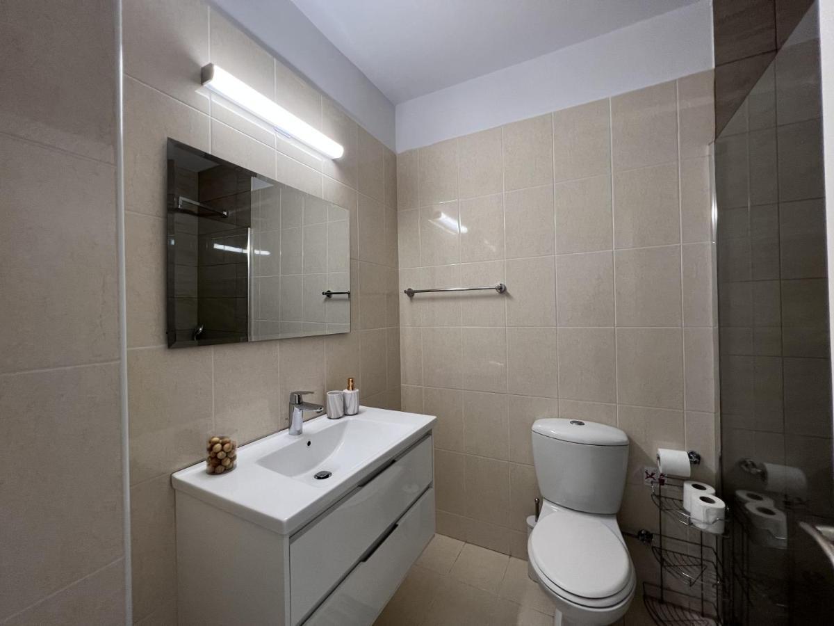 Ferienwohnung Royal-Seacrest Paphos-Center Vip Exterior foto